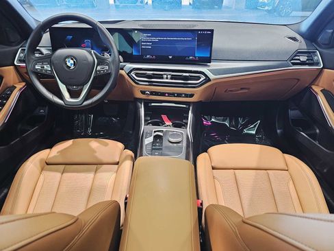 Used 2023 BMW 330i xDrive Sedan w/ Premium Package image 10