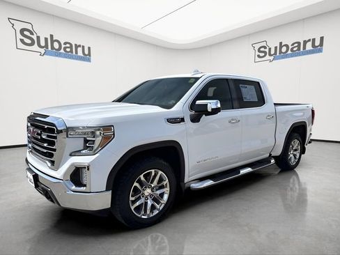 Used 2019 GMC Sierra 1500 SLT w/ X31 Off-Road Package AWD/4WD image 2