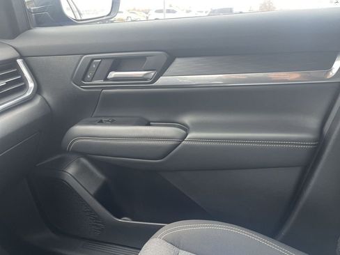 Used 2025 GMC Terrain Elevation image 30