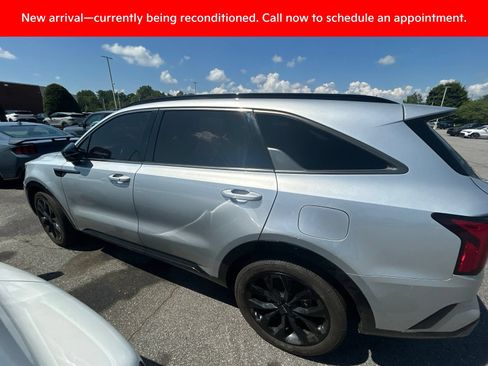 Certified 2022 Kia Sorento SX FWD image 12