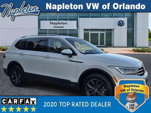 Used 2022 Volkswagen Tiguan SE image 3