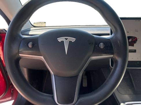 Used 2021 Tesla Model 3 Long Range AWD/4WD image 13