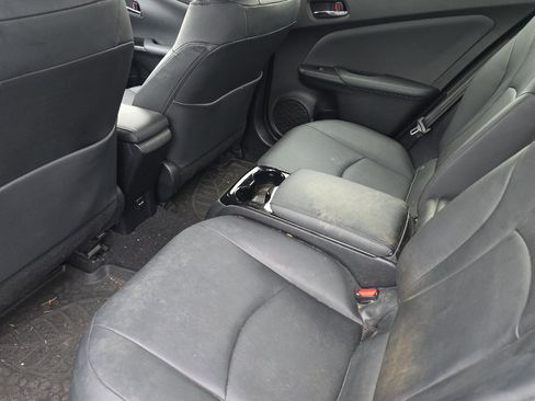 Used 2017 Toyota Prius Prime Advanced image 8