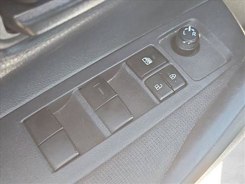 Used 2024 Toyota Corolla LE FWD image 11