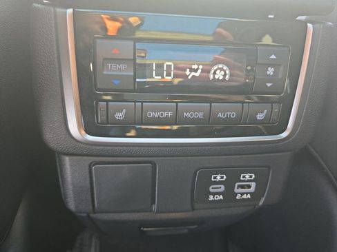 New 2026 Subaru Ascent Limited Bronze image 19