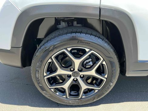 Used 2025 Jeep Compass Limited AWD/4WD image 70