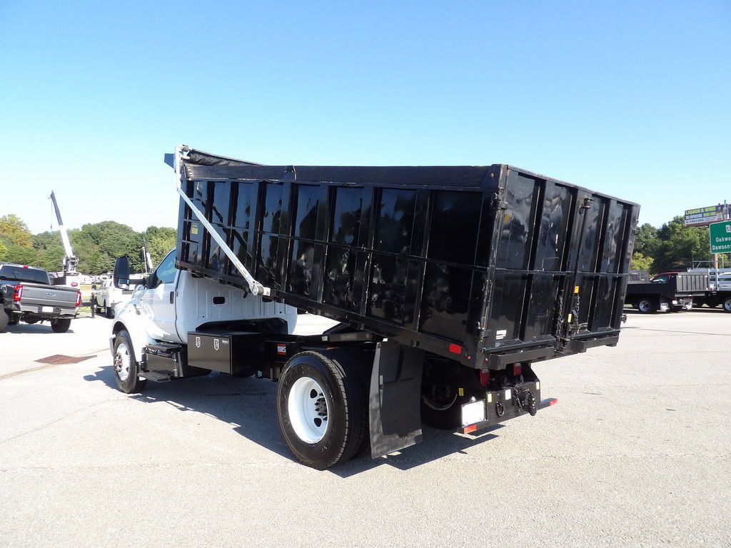 Used 2025 Ford F650 2WD Regular Cab Super Duty image 4
