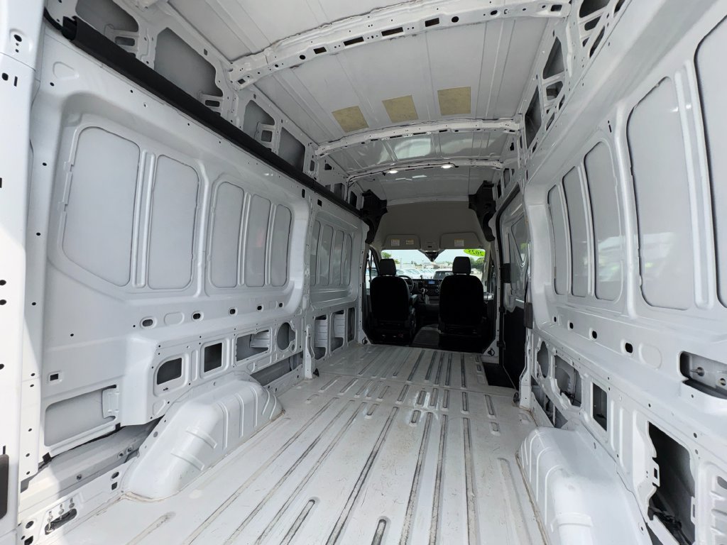 Used 2025 Ford Transit 250 148 High Roof AWD image 19