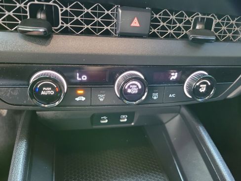 Used 2023 Honda Accord LX image 17