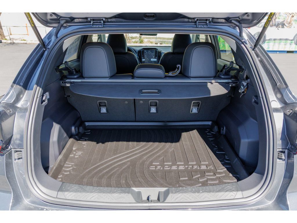 New 2026 Subaru Crosstrek 2.5i Limited w/ Crosstrek Mirror Package AWD/4WD image 14