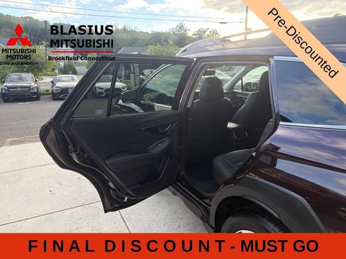 Used 2023 Subaru Outback Touring XT AWD/4WD image 43