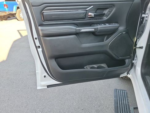 Used 2022 RAM 1500 Limited w/ Body Color Bumper Group image 24
