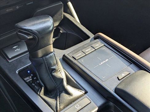 Used 2022 Lexus ES 350 w/ Premium Package image 11