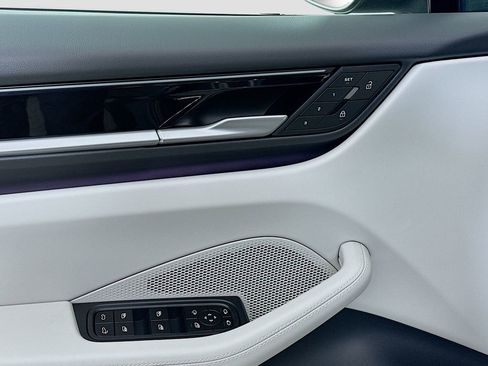 New 2026 Porsche Macan 4S Electric image 20