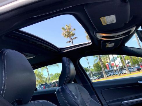 Used 2016 Volvo V60 T5 Premier w/ Convenience Package image 12