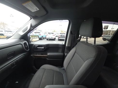 Used 2020 GMC Sierra 1500 SLE w/ SLE Value Package image 21