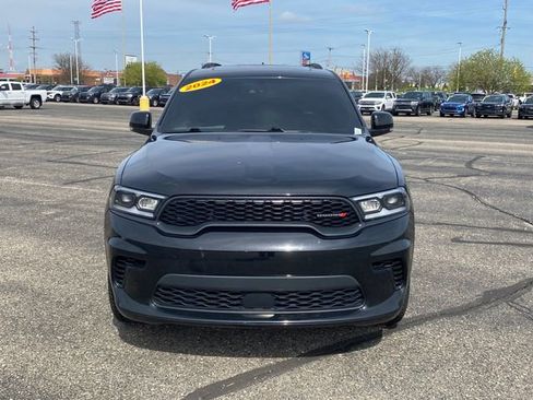 Used 2024 Dodge Durango GT image 2