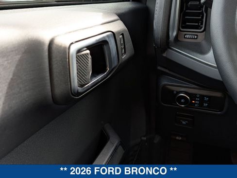 New 2026 Ford Bronco Badlands image 24