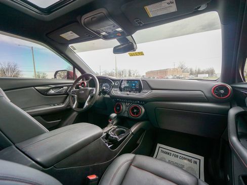 Used 2022 Chevrolet Blazer RS w/ Enhanced Convenience Package image 18