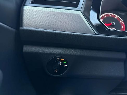 Used 2020 Volkswagen Jetta SE w/ SE Cold Weather Package image 39