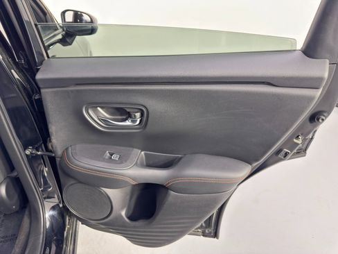 Used 2024 Honda HR-V Sport image 38