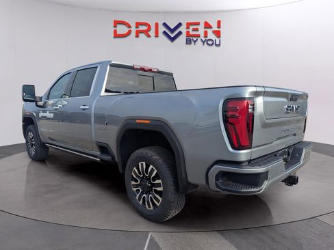 New 2026 GMC Sierra 2500 Denali Ultimate w/ Max Trailering Package image 2