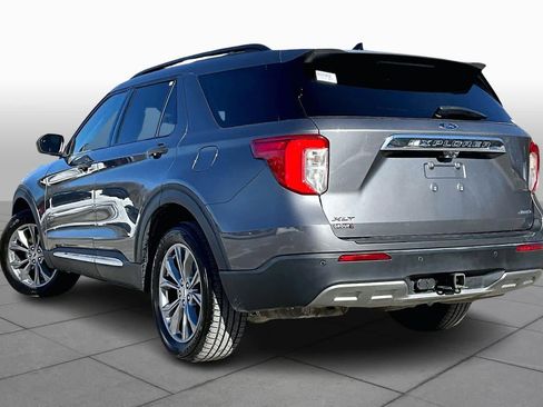 Used 2022 Ford Explorer XLT w/ Equipment Group 202A image 12