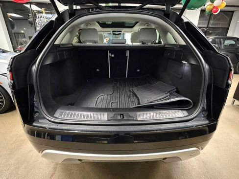 Used 2020 Land Rover Range Rover Velar R-Dynamic S image 57
