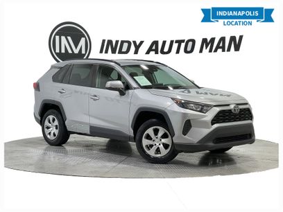 Used 2021 Toyota RAV4 LE w/ Carpet Mat Package (TMS)