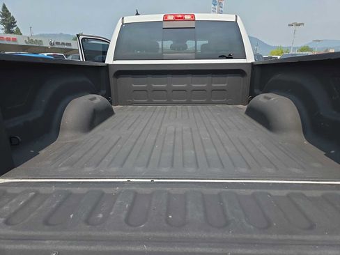 Used 2018 RAM 1500 Big Horn AWD/4WD image 27
