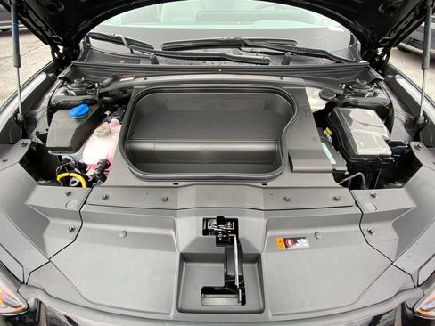 New 2025 Hyundai Ioniq 6 SEL image 33