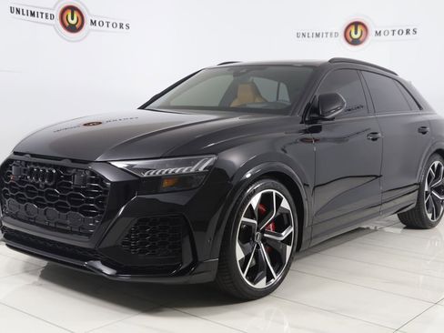 Used 2023 Audi RS Q8 w/ Black Optic Package AWD/4WD image 5