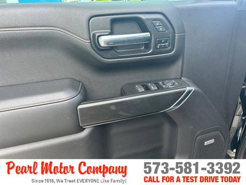 Used 2020 GMC Sierra 1500 AT4 w/ AT4 Premium Package image 10