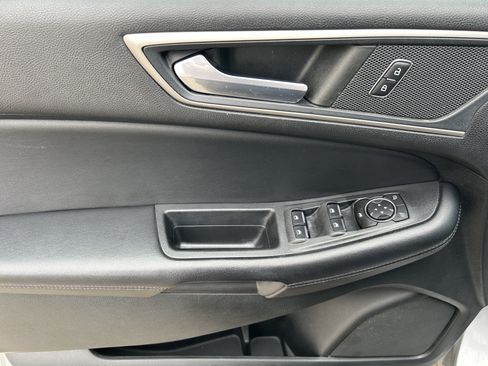 Used 2022 Ford Edge SEL AWD/4WD image 13