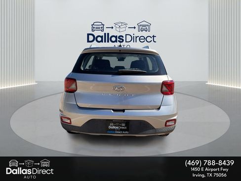 Used 2023 Hyundai Venue SEL image 7