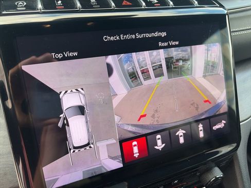 Used 2024 Jeep Grand Cherokee L Limited w/ Luxury Tech Group II image 16