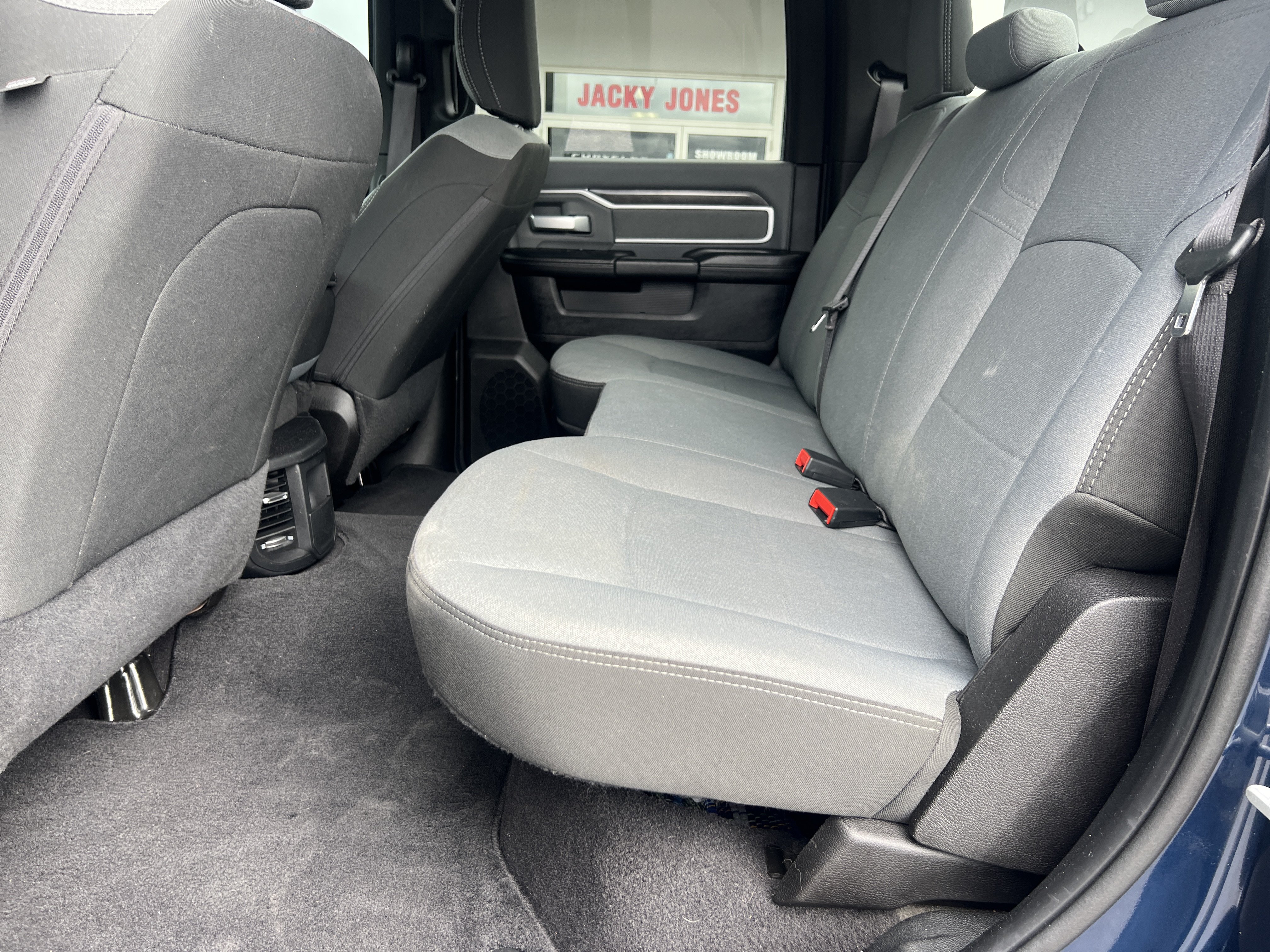 Used 2021 RAM 2500 Big Horn AWD/4WD image 14