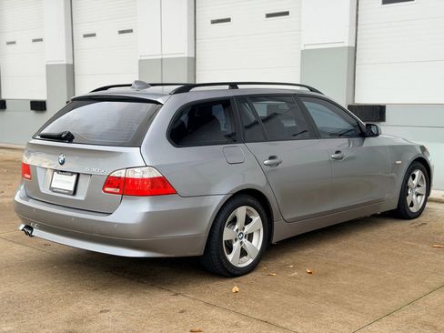 Used 2007 BMW 530xi Wagon image 5