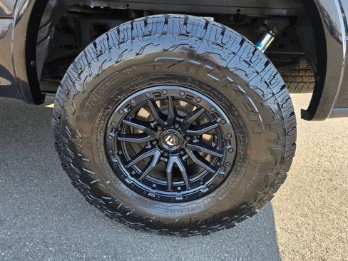 Used 2016 Ford F150 XLT w/ Equipment Group 302A Luxury AWD/4WD image 9