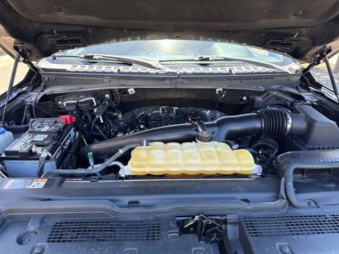 Used 2018 Ford Expedition Limited AWD/4WD image 22