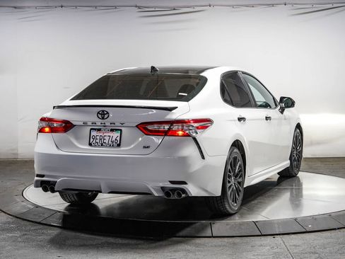Certified 2020 Toyota Camry SE w/ Carpet Mat Package FWD image 4