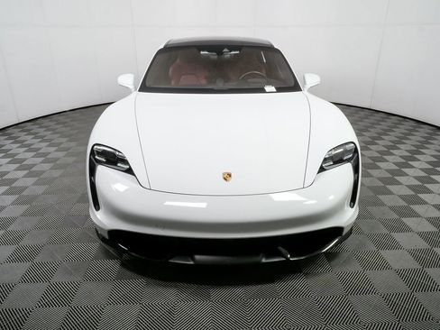 Certified 2021 Porsche Taycan Turbo S image 39