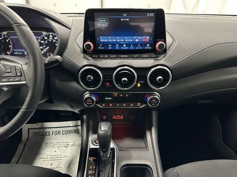 Used 2025 Nissan Sentra SV w/ All-Weather Package FWD image 25
