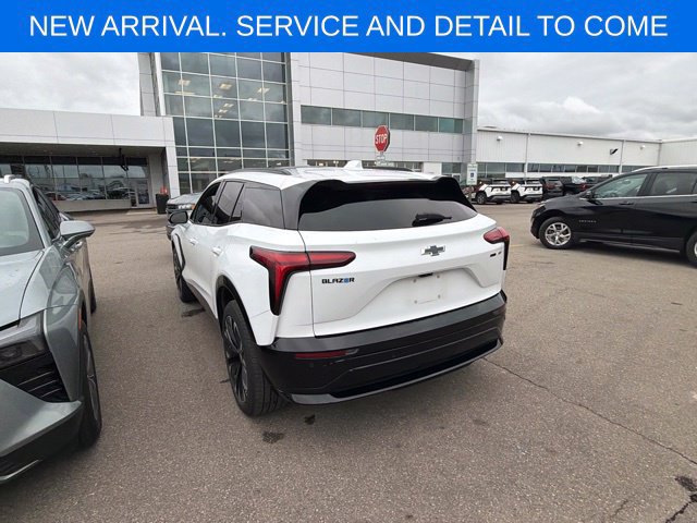 Used 2024 Chevrolet Blazer EV RS AWD/4WD image 12