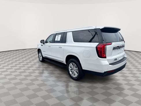 Certified 2022 GMC Yukon XL SLT w/ Max Trailering Package AWD/4WD image 6