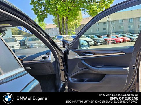 Used 2023 BMW X3 xDrive30i AWD/4WD image 10