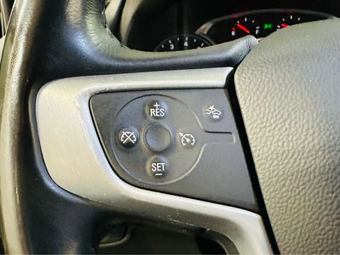 Used 2020 GMC Terrain SLE w/ Driver Convenience Package image 15