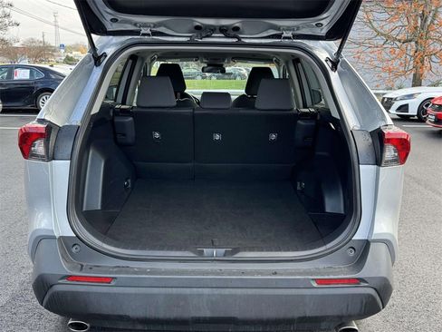 Used 2024 Toyota RAV4 XLE image 15