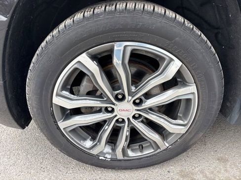 Used 2018 GMC Terrain Denali w/ Comfort Package image 25