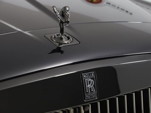 Used 2024 Rolls-Royce Cullinan Black Badge image 25